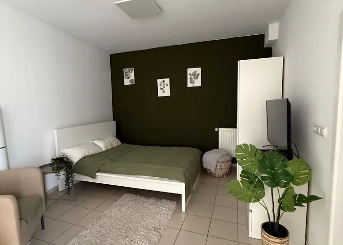 Tropical - Self Check In - Apartman *